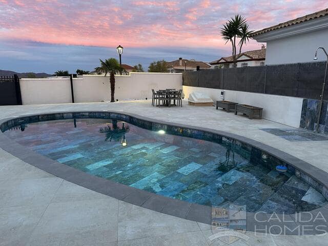 3 sovrum Villa till salu i Zurgena med pool - 295 000 € (Ref: 9541813)