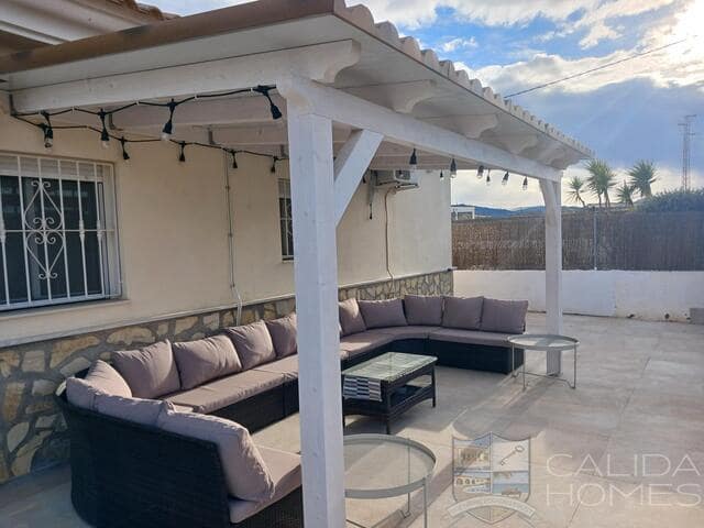 3 sovrum Villa till salu i Zurgena med pool - 295 000 € (Ref: 9541813)