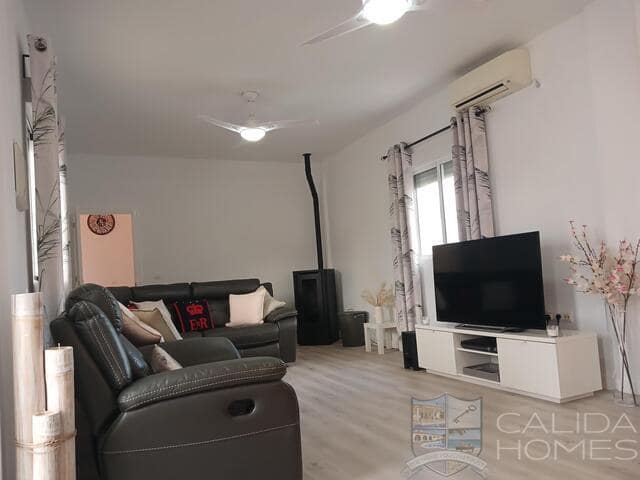 3 sovrum Villa till salu i Zurgena med pool - 295 000 € (Ref: 9541813)