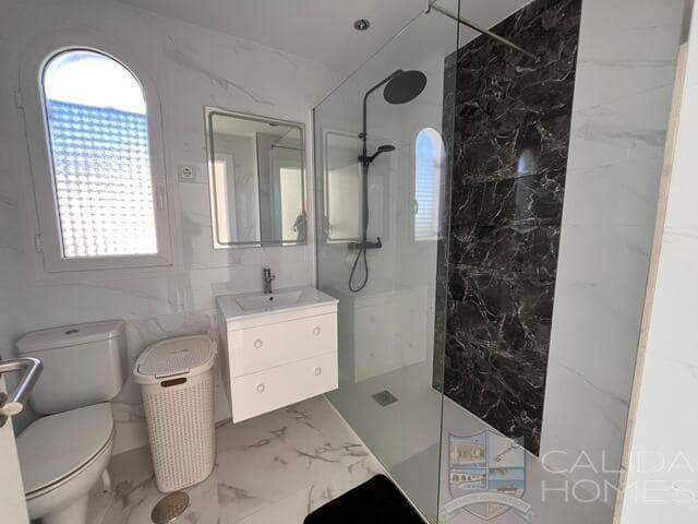 Apartamento de 2 habitaciones en Sucina en venta con piscina - 219.995 € (Ref: 9543943)