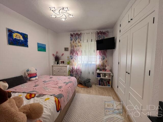 2 slaapkamer Appartement te koop in Torre de la Horadada met zwembad - € 265.000 (Ref: 9562544)