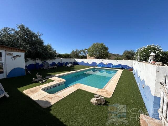 3 bedroom Villa for sale in Oria with pool - € 199,950 (Ref: 9722625)