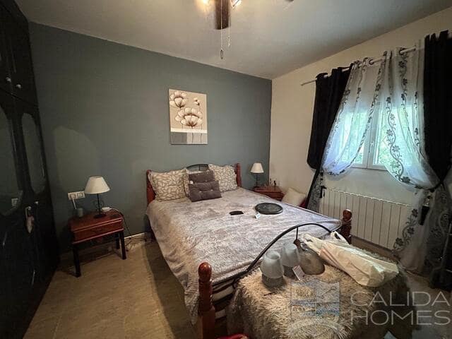 3 bedroom Villa for sale in Oria with pool - € 199,950 (Ref: 9722625)