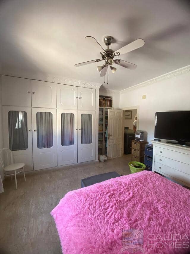 3 bedroom Villa for sale in Oria with pool - € 199,950 (Ref: 9722625)