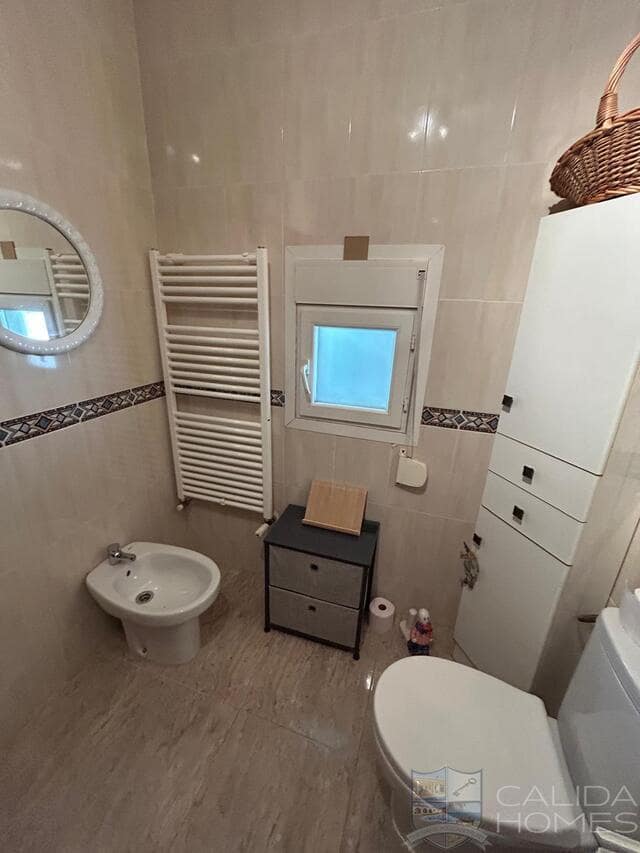 3 bedroom Villa for sale in Oria with pool - € 199,950 (Ref: 9722625)