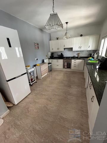 3 bedroom Villa for sale in Oria with pool - € 199,950 (Ref: 9722625)