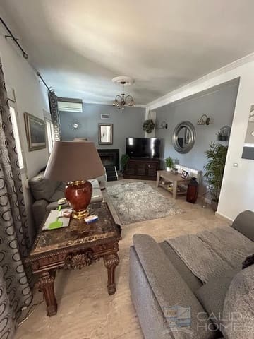 3 bedroom Villa for sale in Oria with pool - € 199,950 (Ref: 9722625)