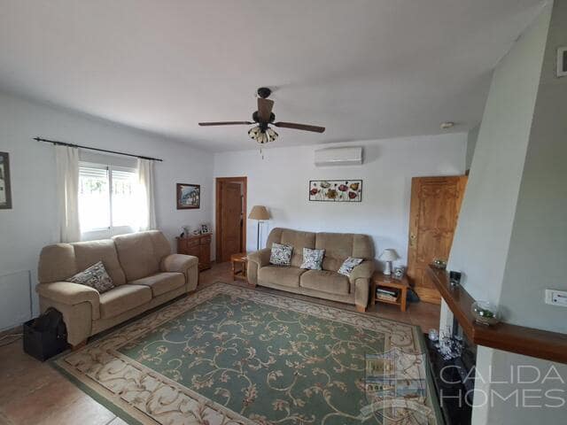 Chalet de 2 habitaciones en Arboleas en venta con piscina garaje - 258.950 € (Ref: 9778978)