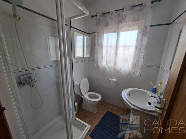 Chalet de 2 habitaciones en Arboleas en venta con piscina garaje - 258.950 € (Ref: 9778978)