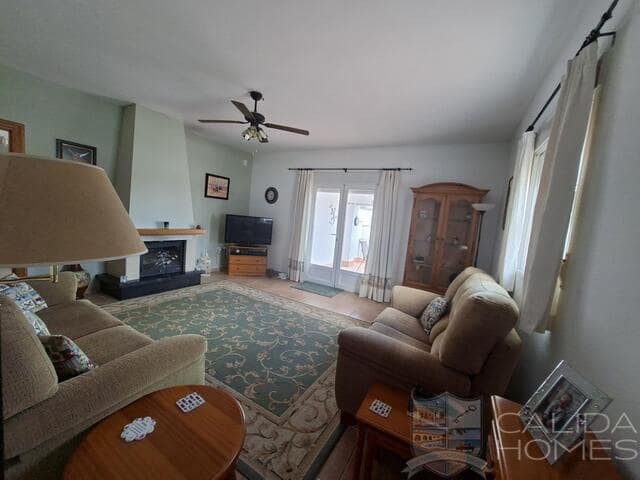 Chalet de 2 habitaciones en Arboleas en venta con piscina garaje - 258.950 € (Ref: 9778978)