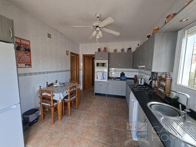 Chalet de 2 habitaciones en Arboleas en venta con piscina garaje - 258.950 € (Ref: 9778978)