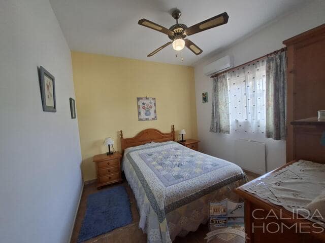 Chalet de 2 habitaciones en Arboleas en venta con piscina garaje - 258.950 € (Ref: 9778978)