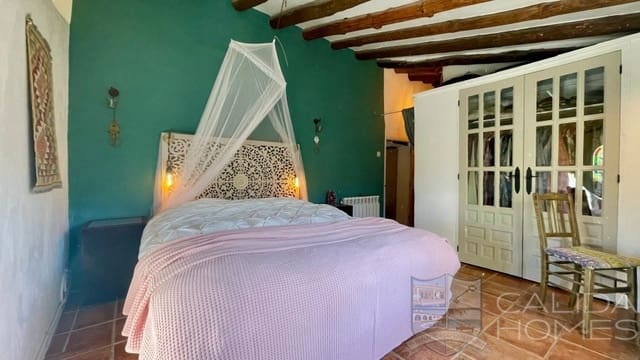 4 slaapkamer Finca/Landhuis te koop in Cantoria met zwembad - € 325.000 (Ref: 9782224)