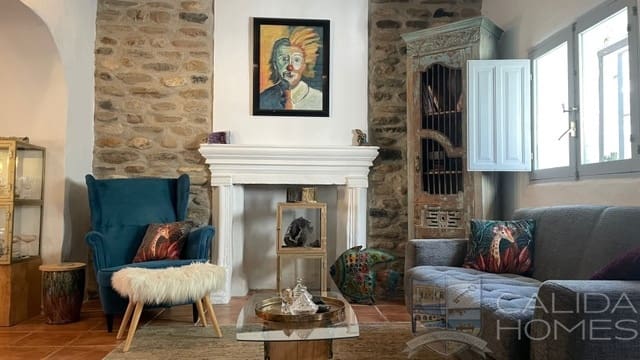 4 slaapkamer Finca/Landhuis te koop in Cantoria met zwembad - € 325.000 (Ref: 9782224)