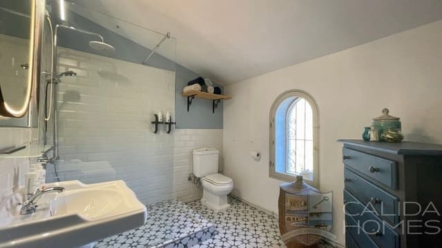 4 slaapkamer Finca/Landhuis te koop in Cantoria met zwembad - € 325.000 (Ref: 9782224)