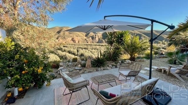 4 slaapkamer Finca/Landhuis te koop in Cantoria met zwembad - € 325.000 (Ref: 9782224)