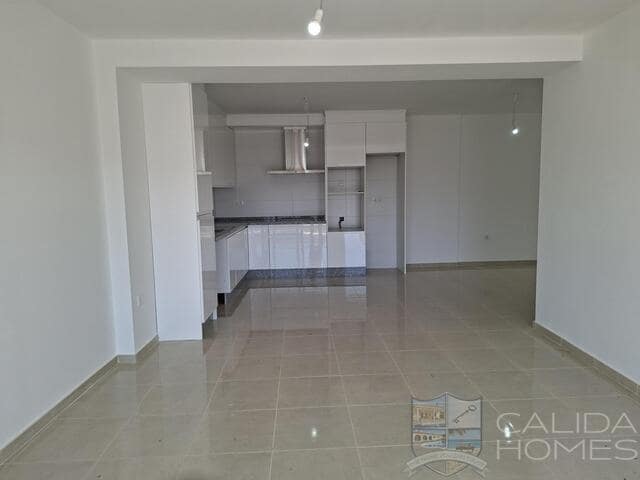 4 bedroom Townhouse for sale in La Alfoquia with garage - € 189,000 (Ref: 9787531)