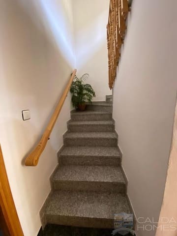 3 sovrum Hus till salu i Oria - 85 000 € (Ref: 9800028)