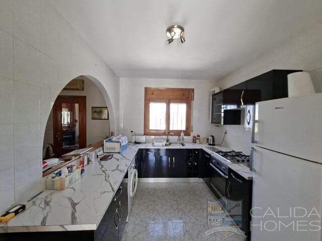 Chalet de 3 habitaciones en Arboleas en venta con piscina garaje - 269.950 € (Ref: 9812553)