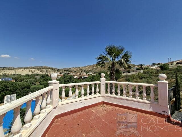 Chalet de 3 habitaciones en Arboleas en venta con piscina garaje - 269.950 € (Ref: 9812553)