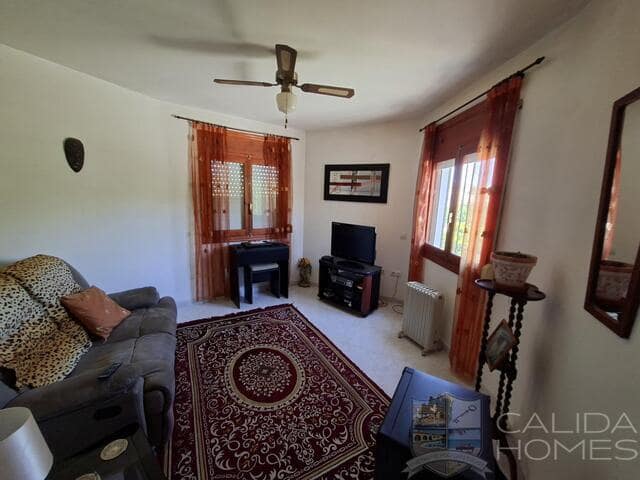 Chalet de 3 habitaciones en Arboleas en venta con piscina garaje - 269.950 € (Ref: 9812553)