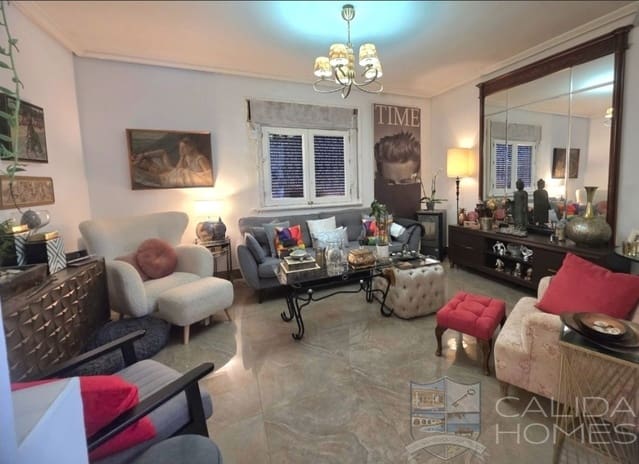 4 bedroom Villa for sale in Antas with pool garage - € 549,950 (Ref: 9863612)