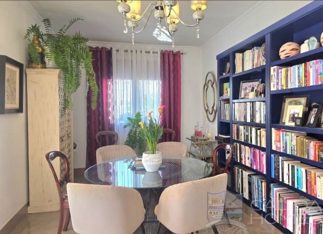 4 bedroom Villa for sale in Antas with pool garage - € 549,950 (Ref: 9863612)
