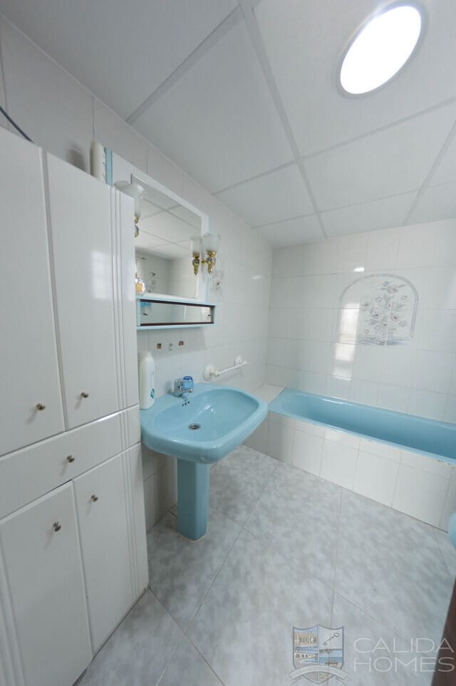 4 soverom Finca/Herregård til salgs i La Alfoquia med garasje - € 155 000 (Ref: 9872215)