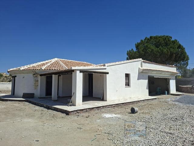 3 slaapkamer Villa te koop in Partaloa met zwembad garage - € 299.950 (Ref: 9882405)