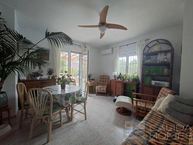 3 sypialnia Willa na sprzedaż w Arboleas z basenem garażem - 282 500 € (Ref: 9911513)