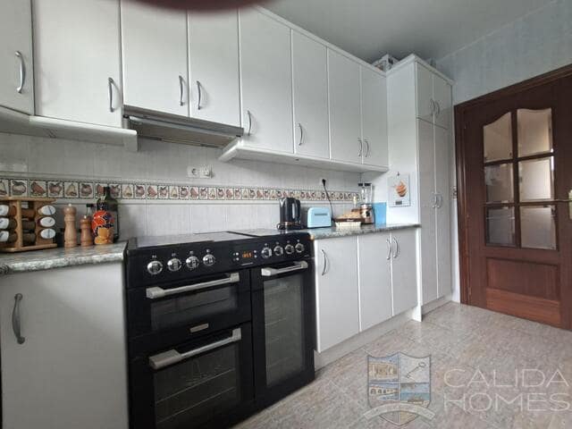 3 sypialnia Willa na sprzedaż w Arboleas z basenem garażem - 282 500 € (Ref: 9911513)