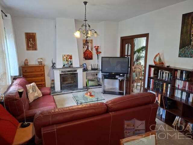 3 sypialnia Willa na sprzedaż w Arboleas z basenem garażem - 282 500 € (Ref: 9911513)