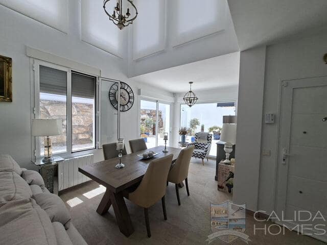 3 Zimmer Villa zu verkaufen in Arboleas mit Pool Garage - 298.950 € (Ref: 9918591)