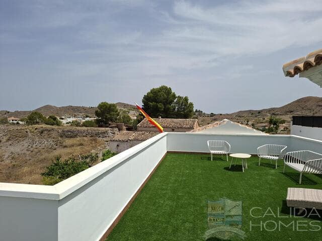 3 Zimmer Villa zu verkaufen in Arboleas mit Pool Garage - 298.950 € (Ref: 9918591)
