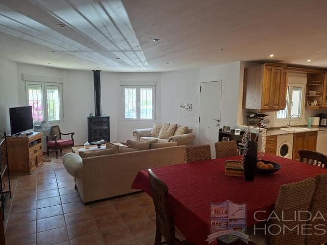 3 slaapkamer Villa te koop in Huercal-Overa met zwembad garage - € 244.950 (Ref: 9922685)