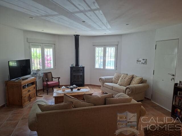 3 slaapkamer Villa te koop in Huercal-Overa met zwembad garage - € 244.950 (Ref: 9922685)