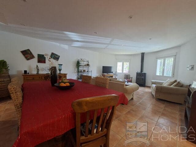 3 slaapkamer Villa te koop in Huercal-Overa met zwembad garage - € 244.950 (Ref: 9922685)