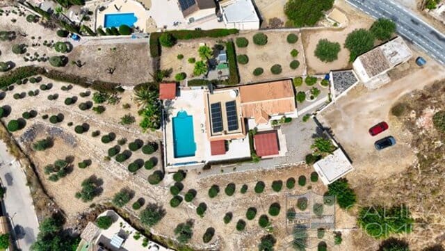 4 chambre Villa/Maison à vendre à Arboleas avec piscine garage - 424 950 € (Ref: 9941243)