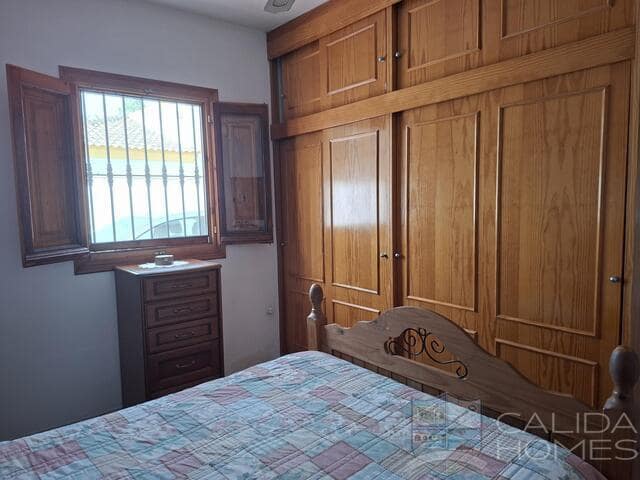 3 bedroom Villa for sale in Arboleas with pool garage - € 239,950 (Ref: 9981327)