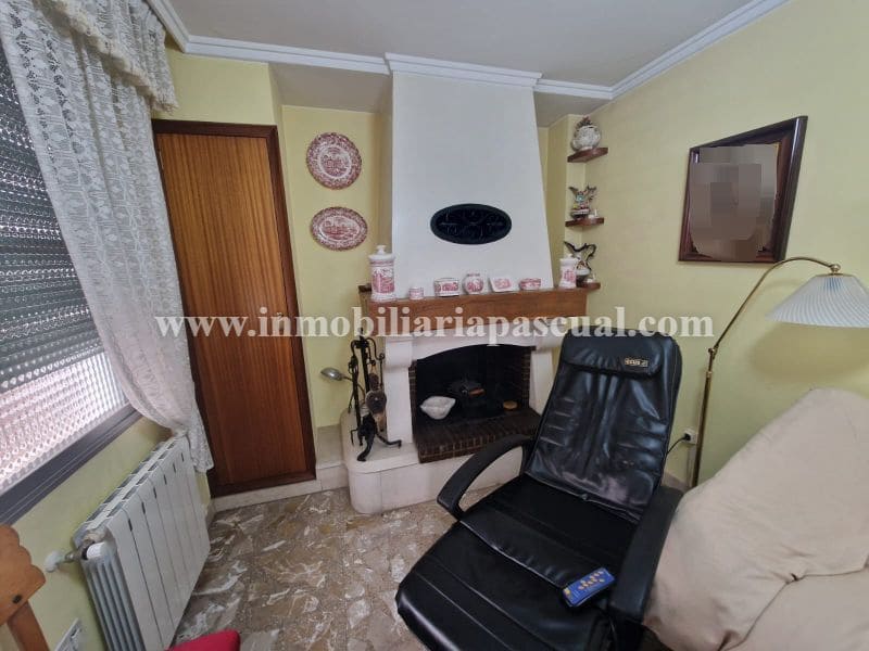 3 bedroom Villa for sale in Muro de Alcoy with garage - € 190,000 (Ref: 10090956)