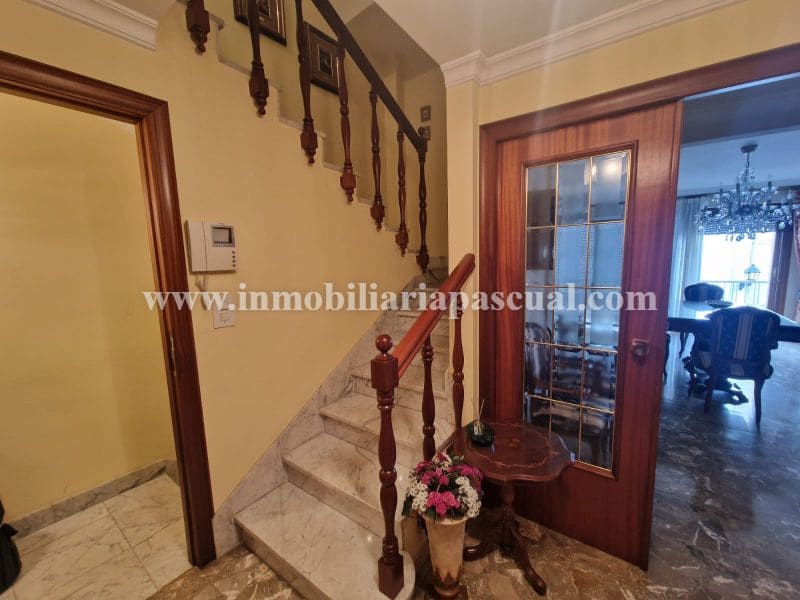 3 bedroom Villa for sale in Muro de Alcoy with garage - € 190,000 (Ref: 10090956)