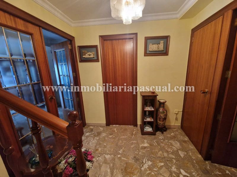 3 bedroom Villa for sale in Muro de Alcoy with garage - € 190,000 (Ref: 10090956)