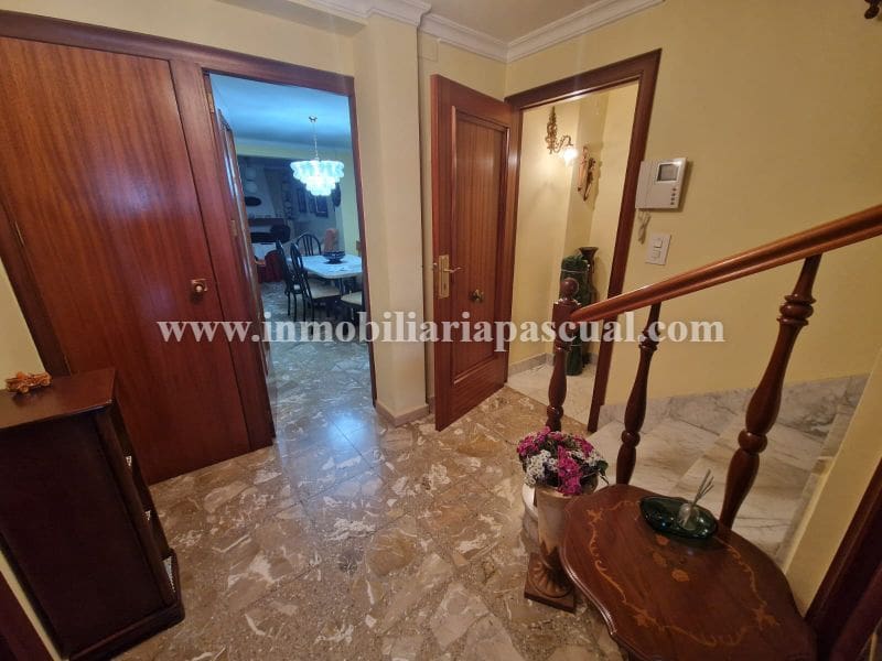 3 bedroom Villa for sale in Muro de Alcoy with garage - € 190,000 (Ref: 10090956)