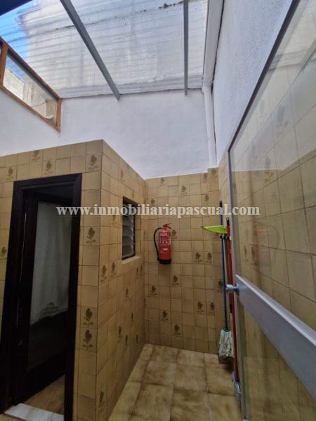 5 bedroom Villa for sale in L'Orxa / Lorcha - € 75,000 (Ref: 10153248)