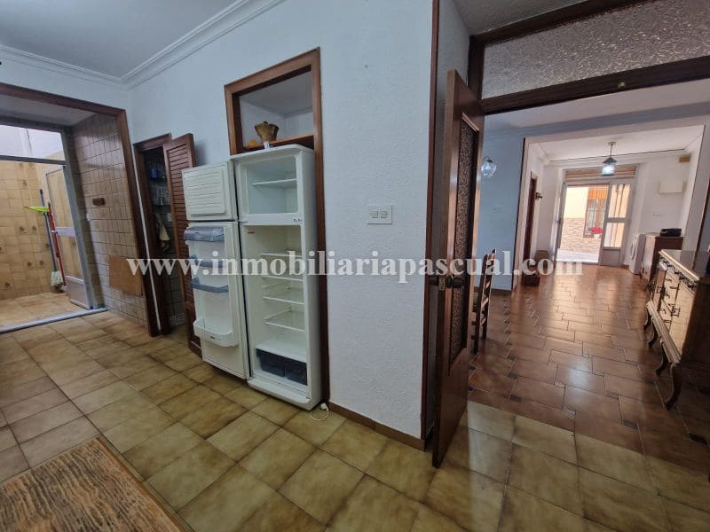 5 bedroom Villa for sale in L'Orxa / Lorcha - € 75,000 (Ref: 10153248)