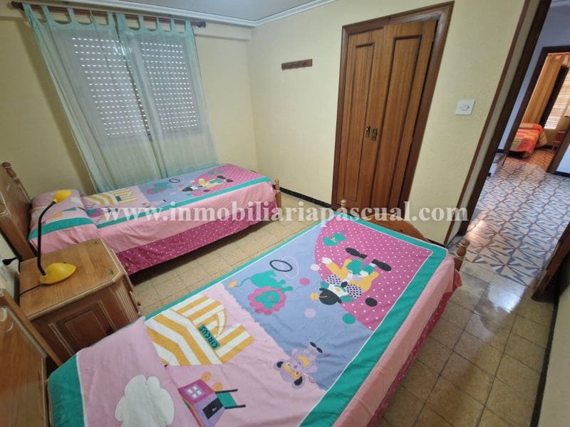 5 bedroom Villa for sale in L'Orxa / Lorcha - € 75,000 (Ref: 10153248)