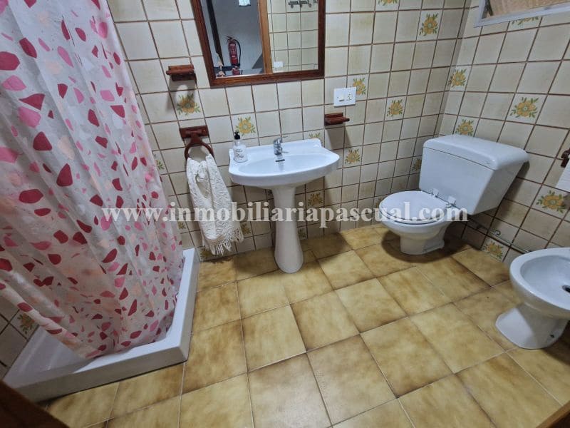 5 bedroom Villa for sale in L'Orxa / Lorcha - € 75,000 (Ref: 10153248)