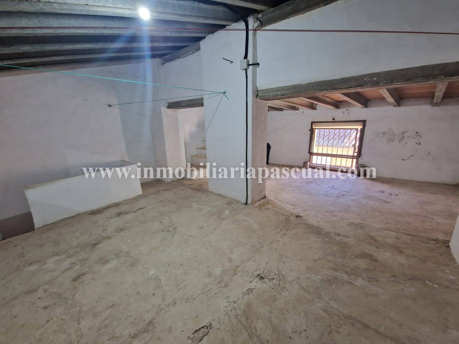 5 bedroom Villa for sale in L'Orxa / Lorcha - € 75,000 (Ref: 10153248)