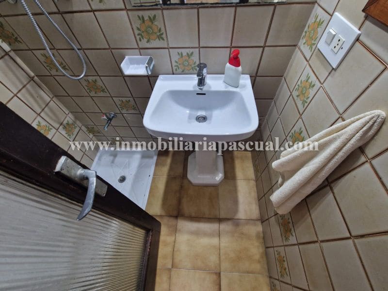 5 bedroom Villa for sale in L'Orxa / Lorcha - € 75,000 (Ref: 10153248)