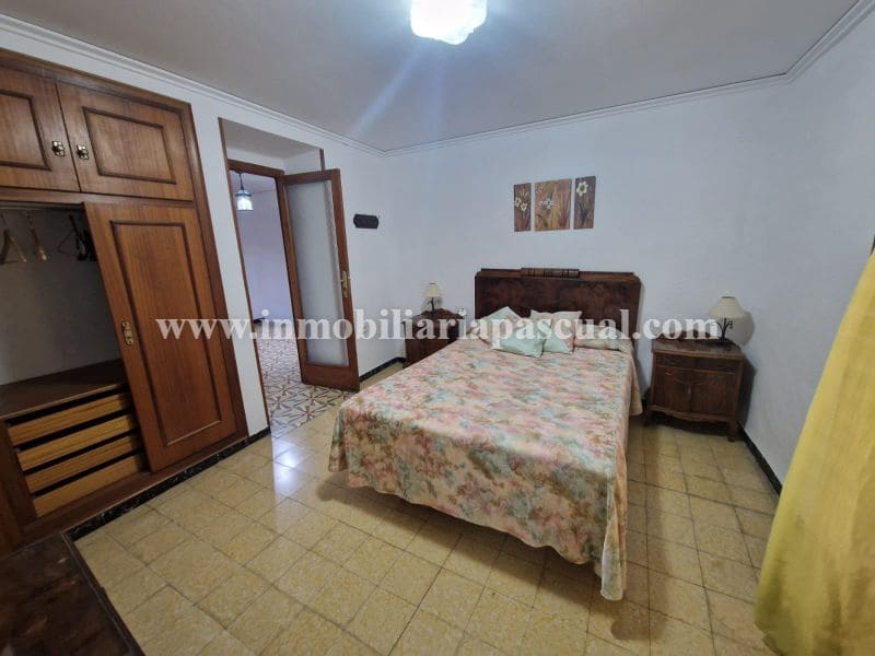 5 bedroom Villa for sale in L'Orxa / Lorcha - € 75,000 (Ref: 10153248)